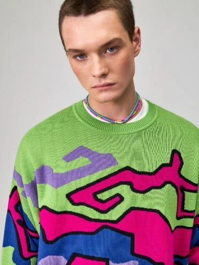 Яркий зелёный джемпер RASKROI × LAMODA. Дизайнер Ginka Maria